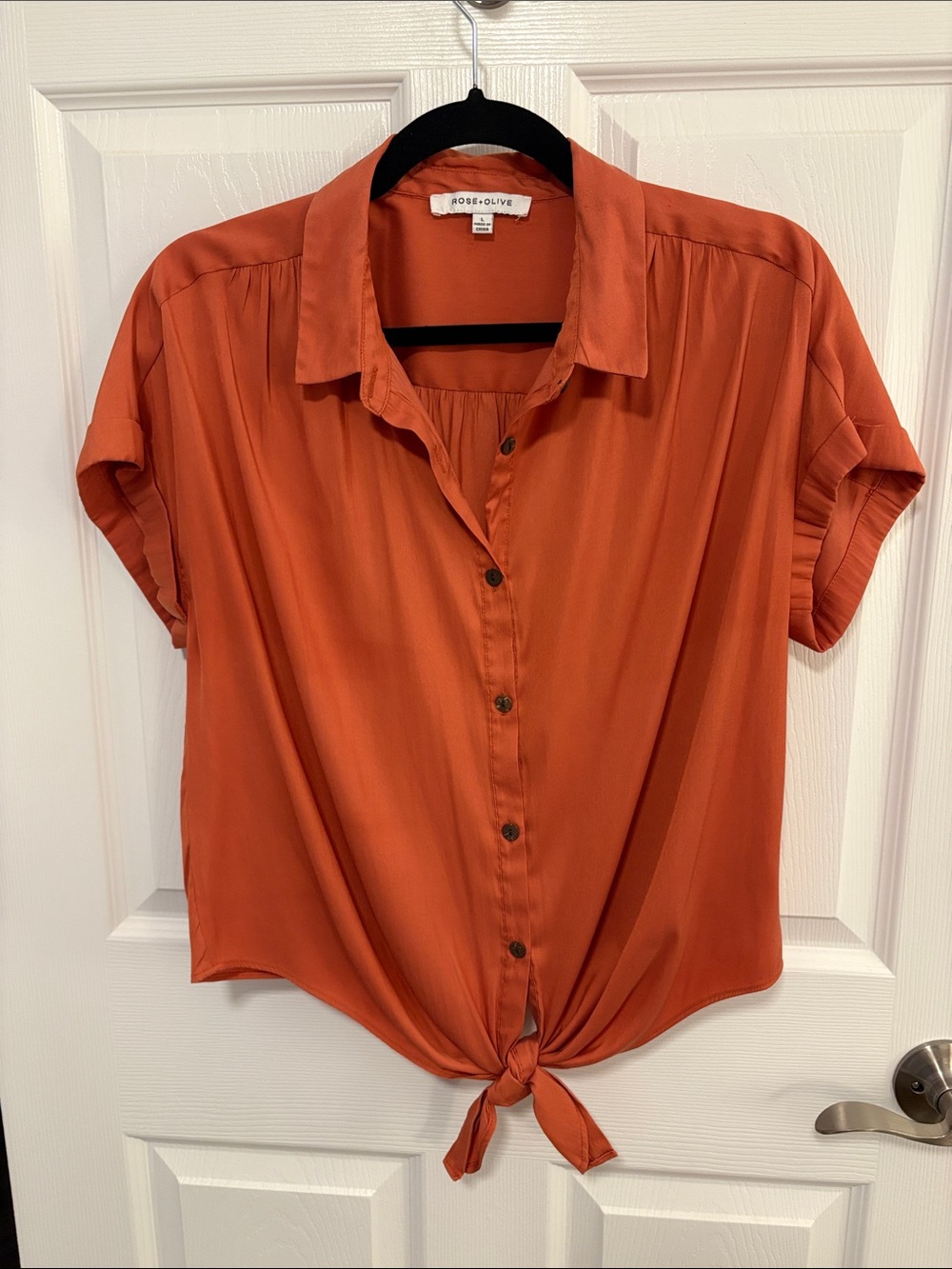 Rose & Olive Rust Orange Tie-Front Button Down Short Sleeve Top